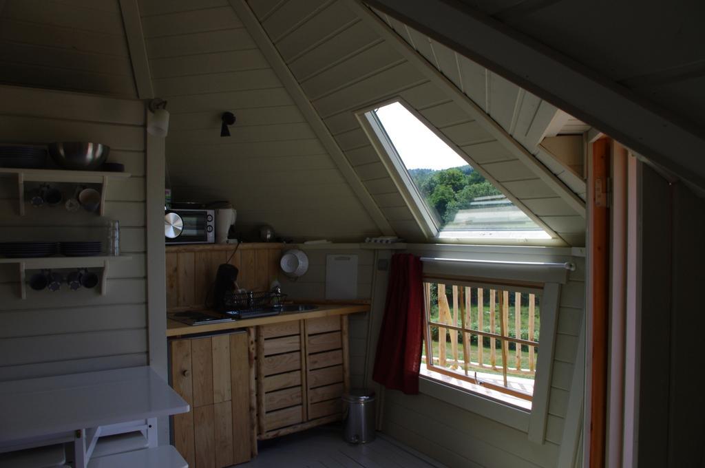 Les Roulottes Et Cabanes Du Livradois Cunlhat ห้อง รูปภาพ